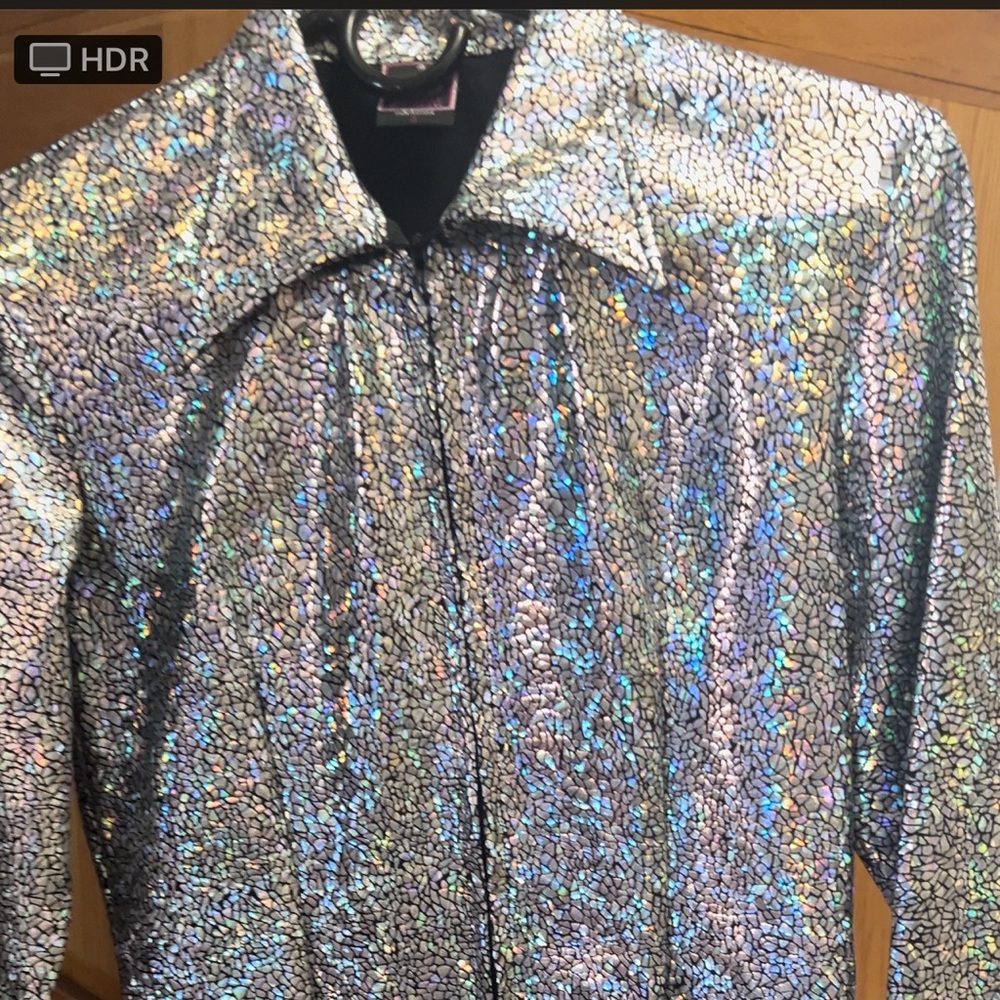 Sundial Show shirt size small silver